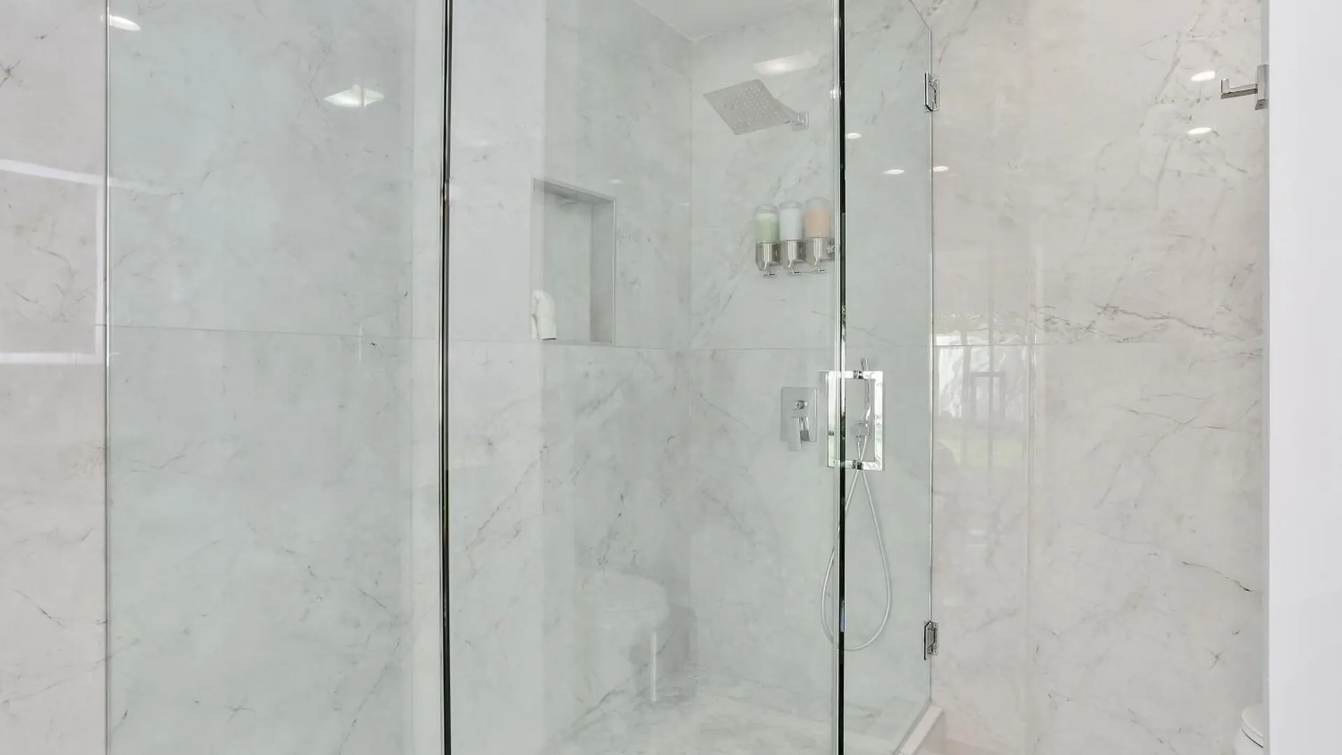 The Marble Palace - A Ryson Property Palm Springs